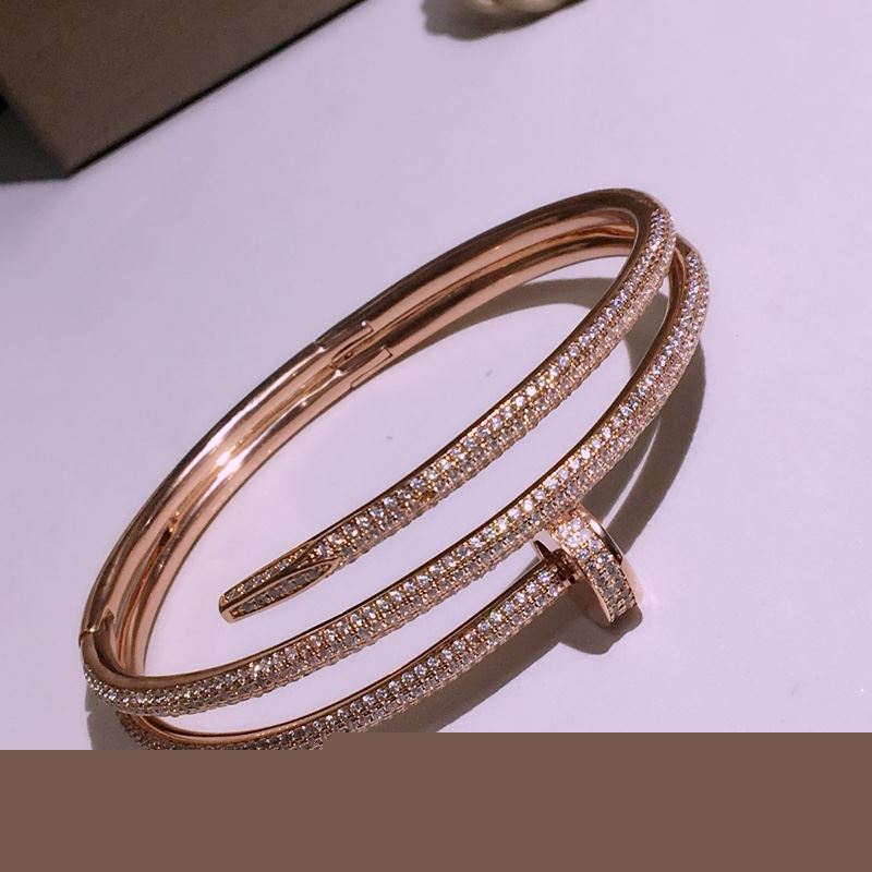 Ca*t*er bracelets